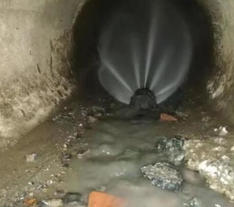 松滋市政管道清淤